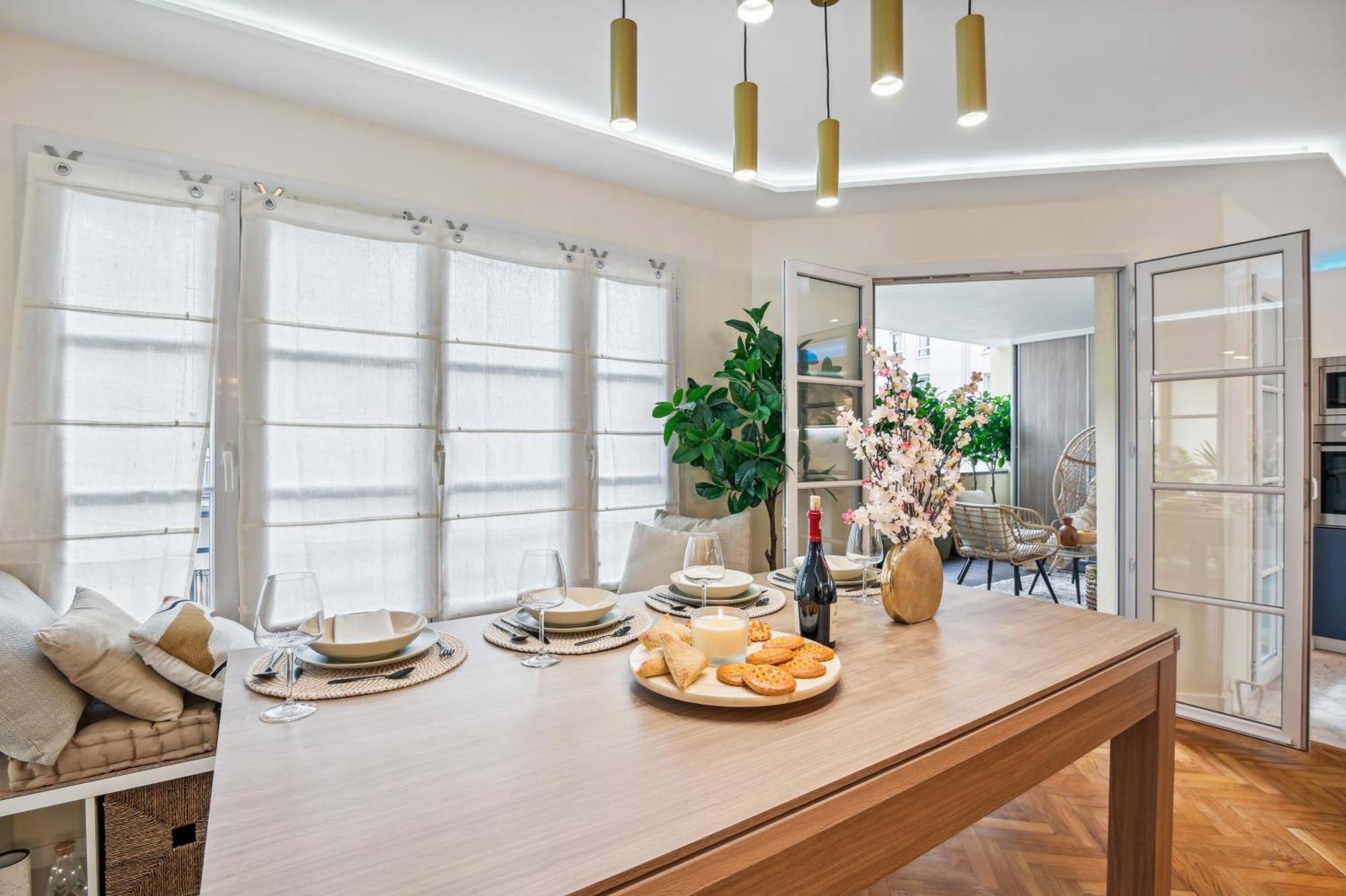Premium And Spacious With Terrace And Parking Appartement